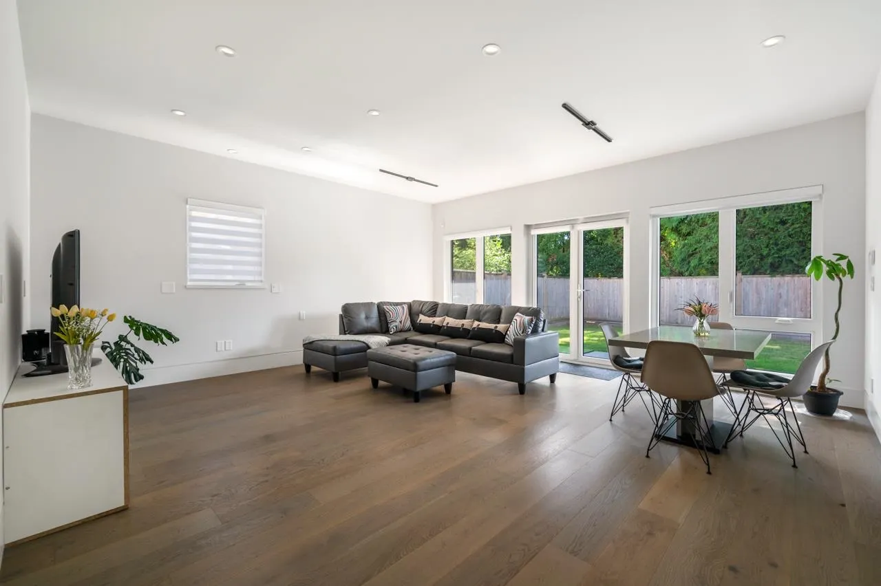 4380 Lancelot Drive