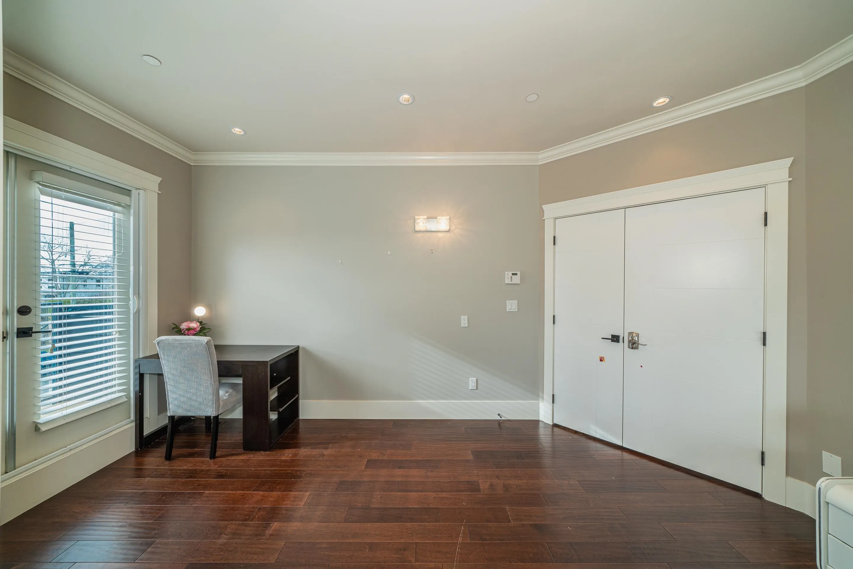 15807 Buena Vista Avenue