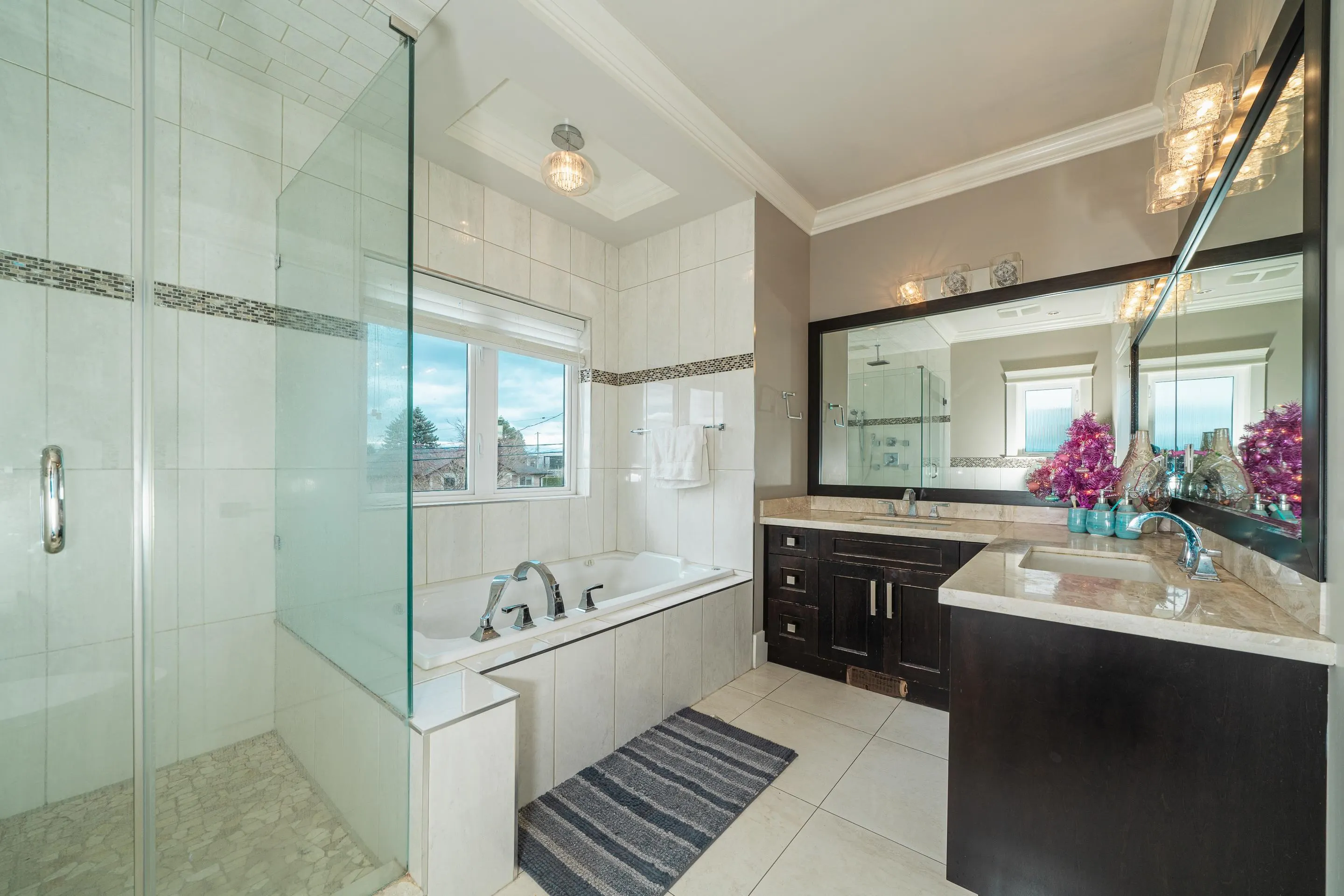 15807 Buena Vista Avenue