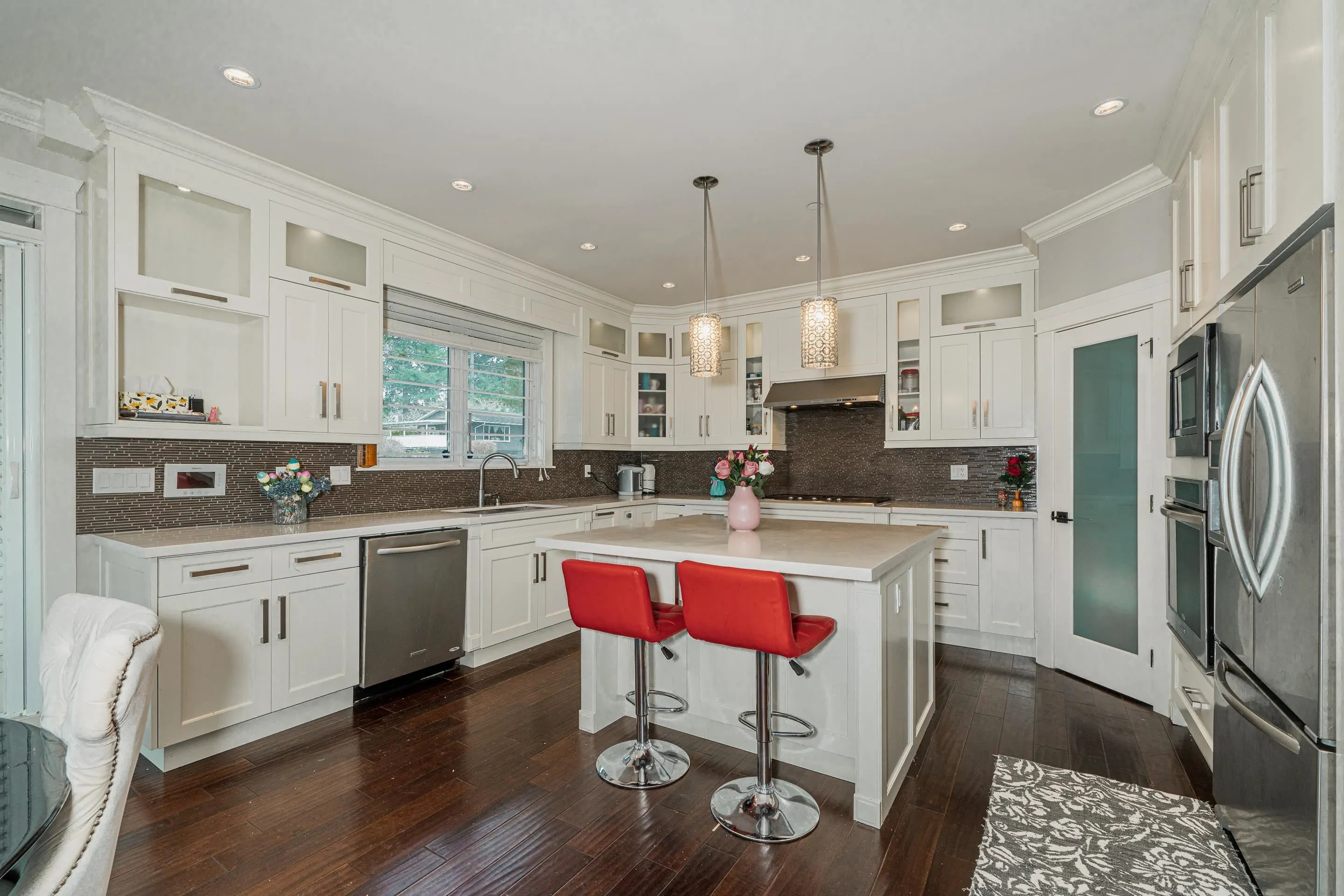 15807 Buena Vista Avenue