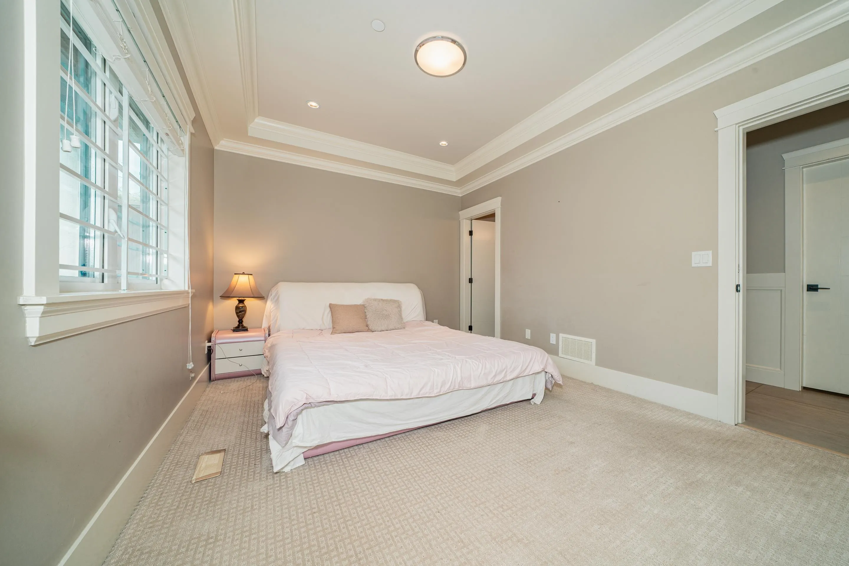 15807 Buena Vista Avenue