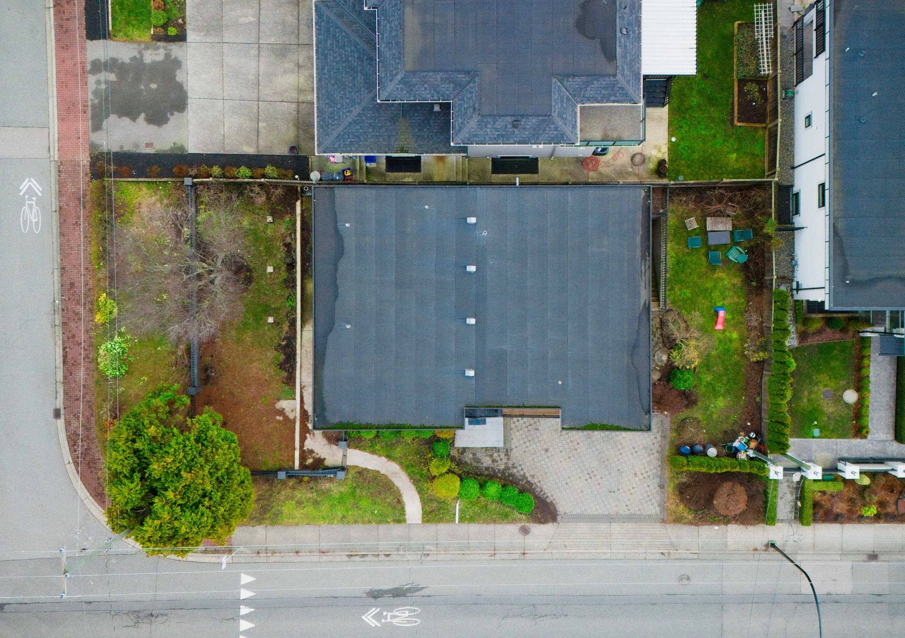 15807 Buena Vista Avenue