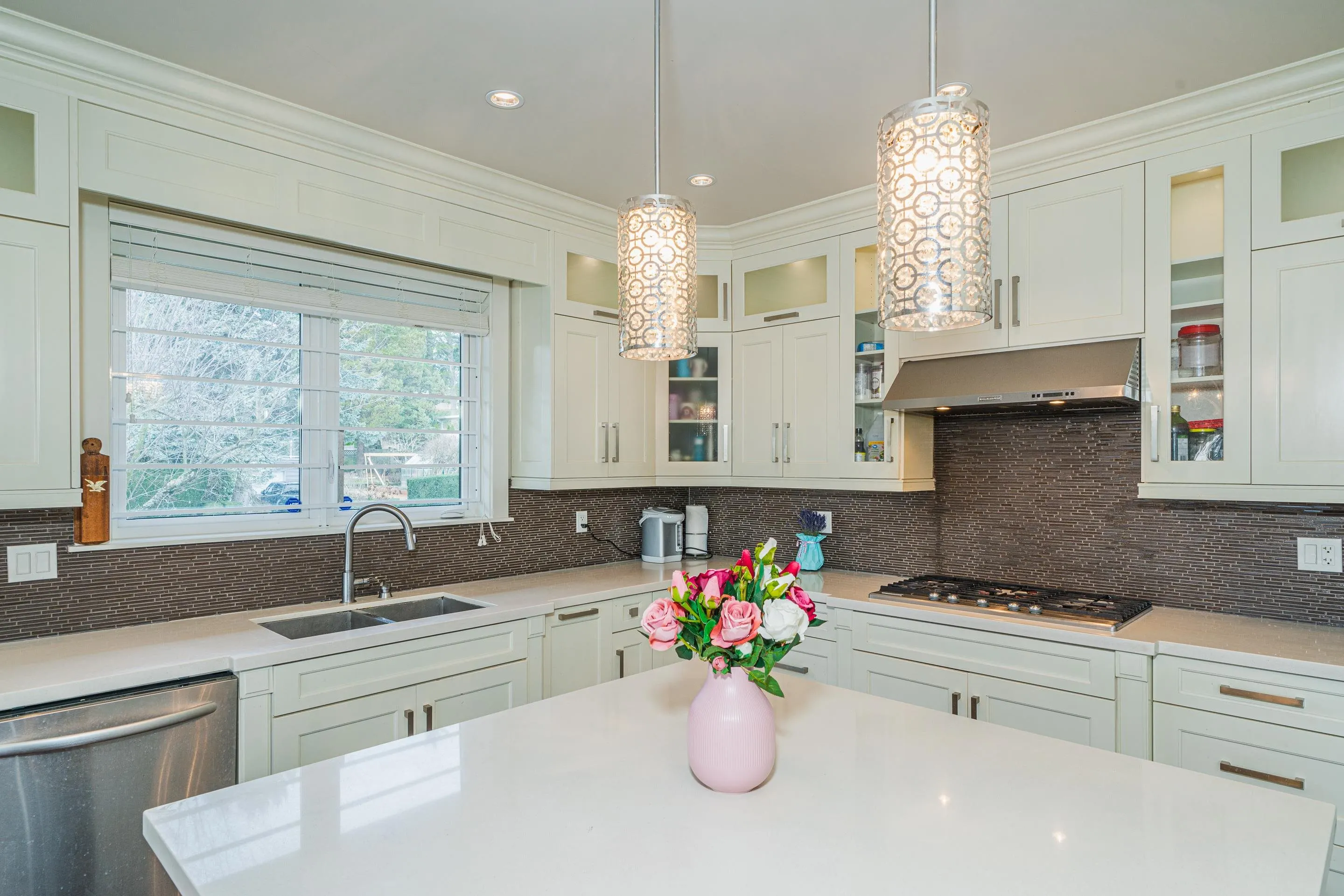 15807 Buena Vista Avenue