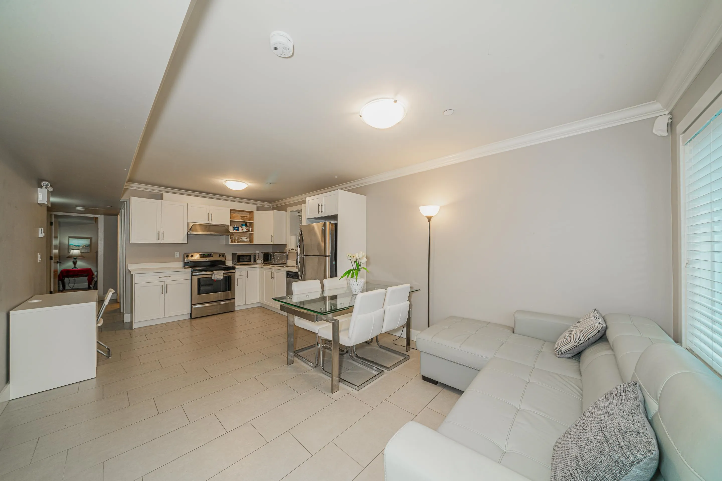 15807 Buena Vista Avenue