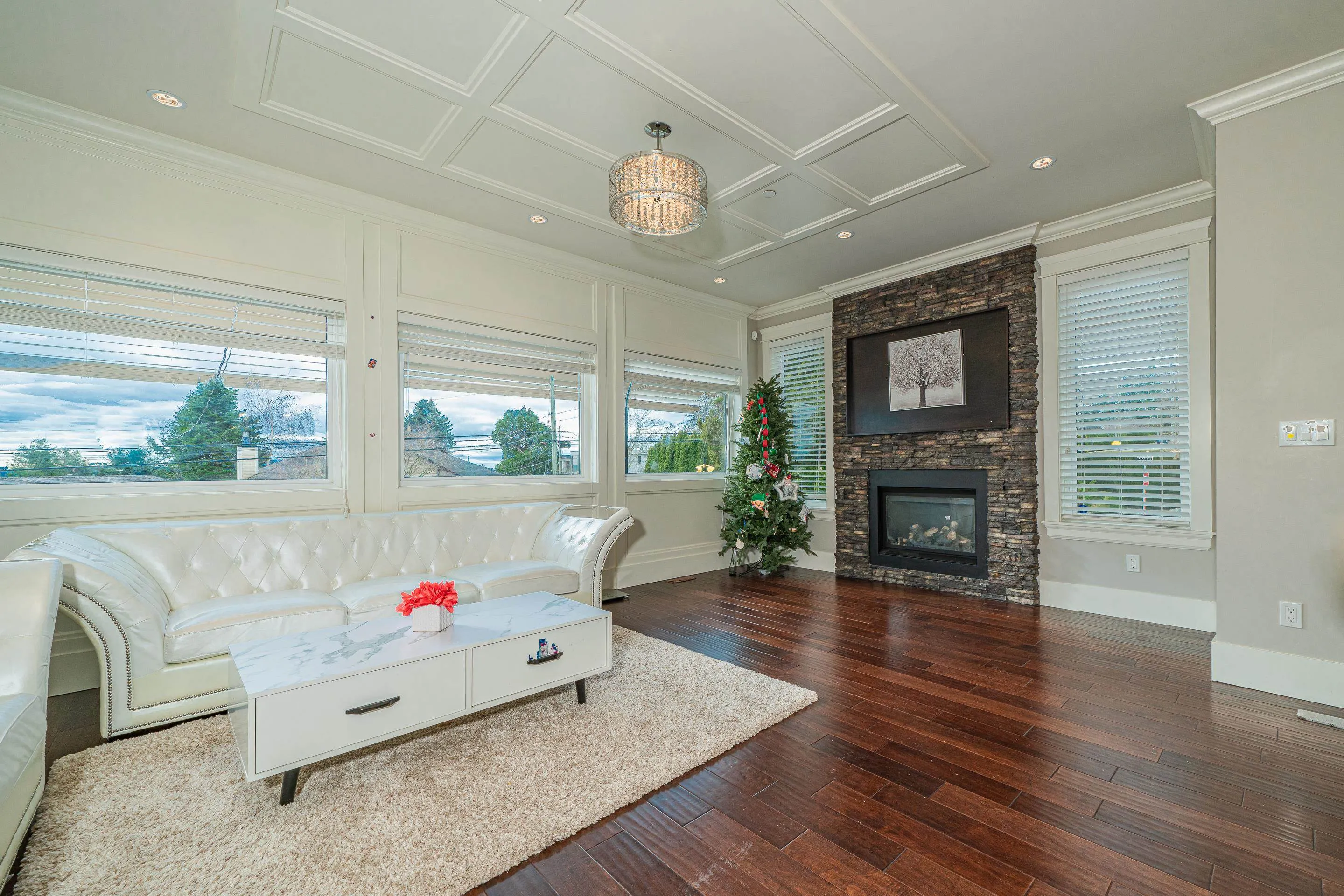 15807 Buena Vista Avenue