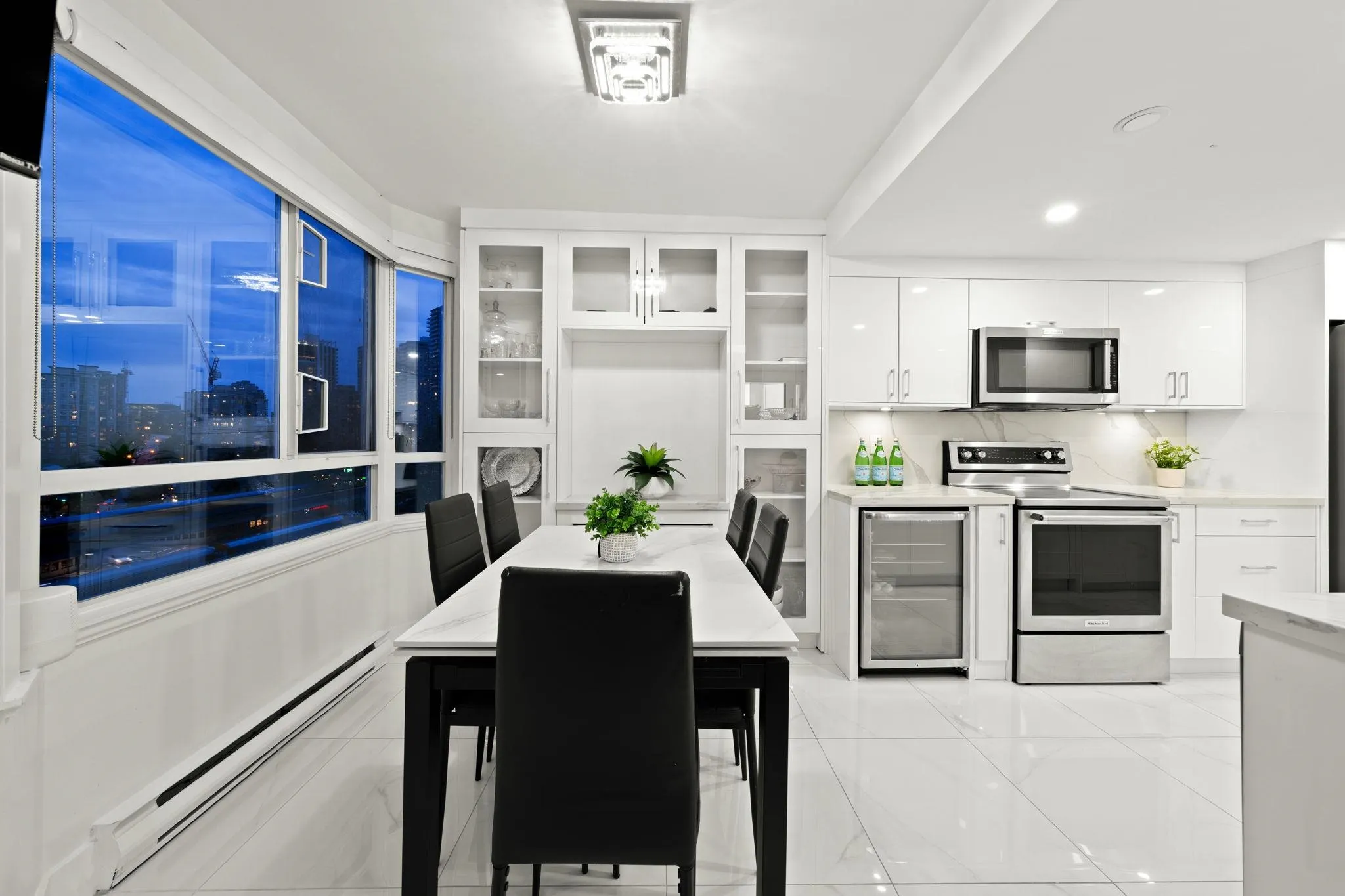 905 1185 Quayside Drive