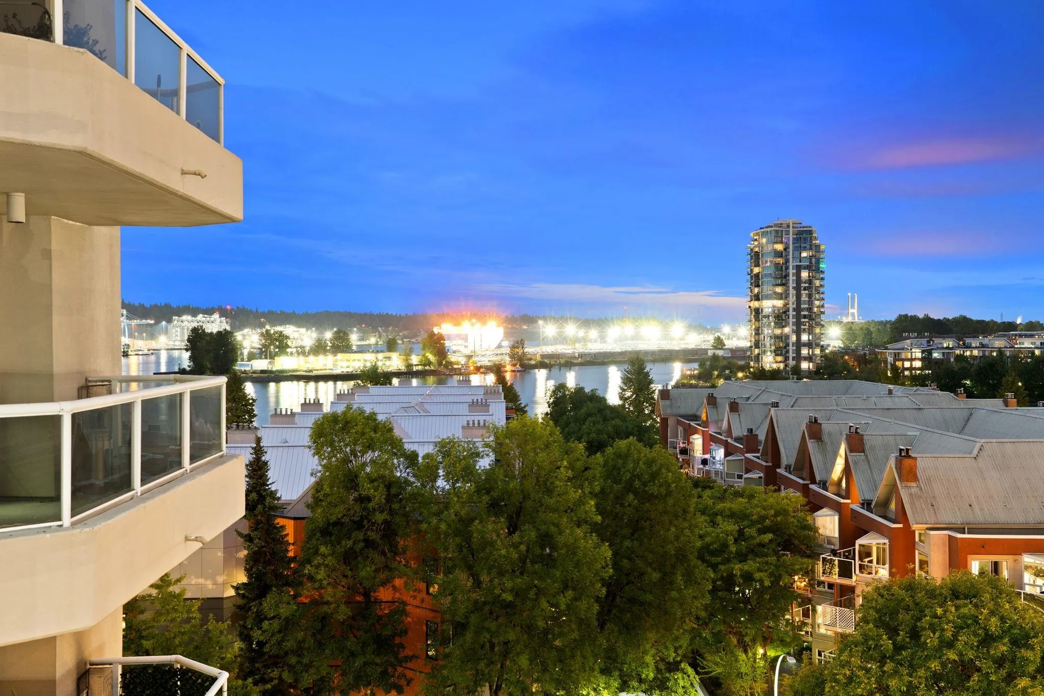 905 1185 Quayside Drive
