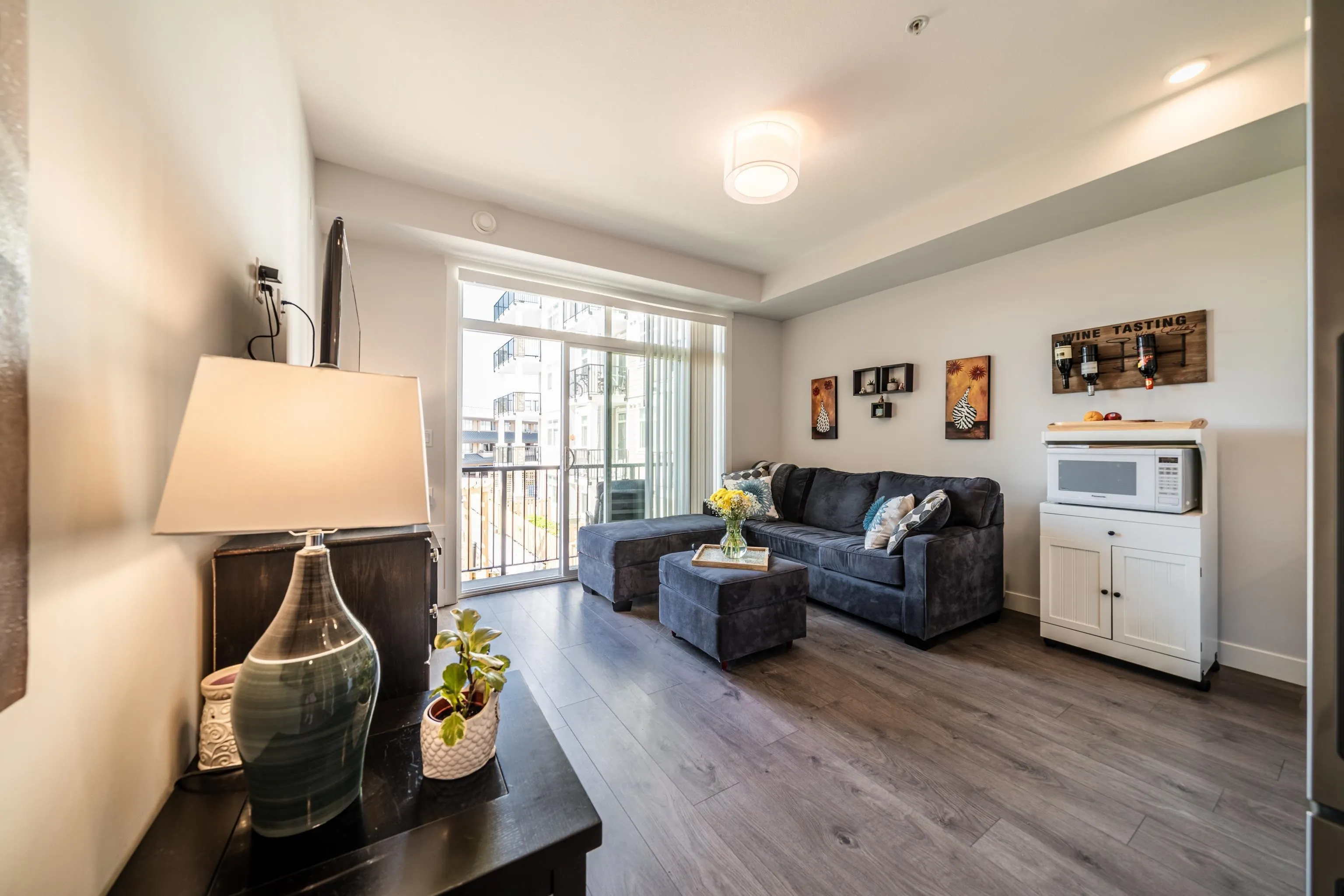 206 20686 Eastleigh Crescent