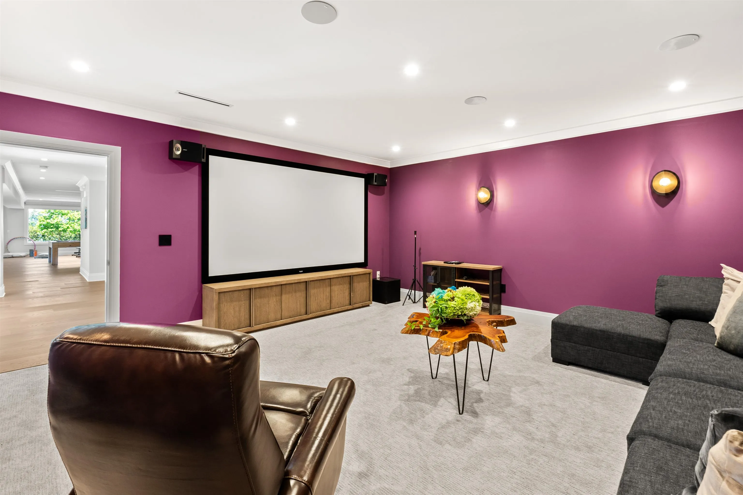 5747 Newton Wynd