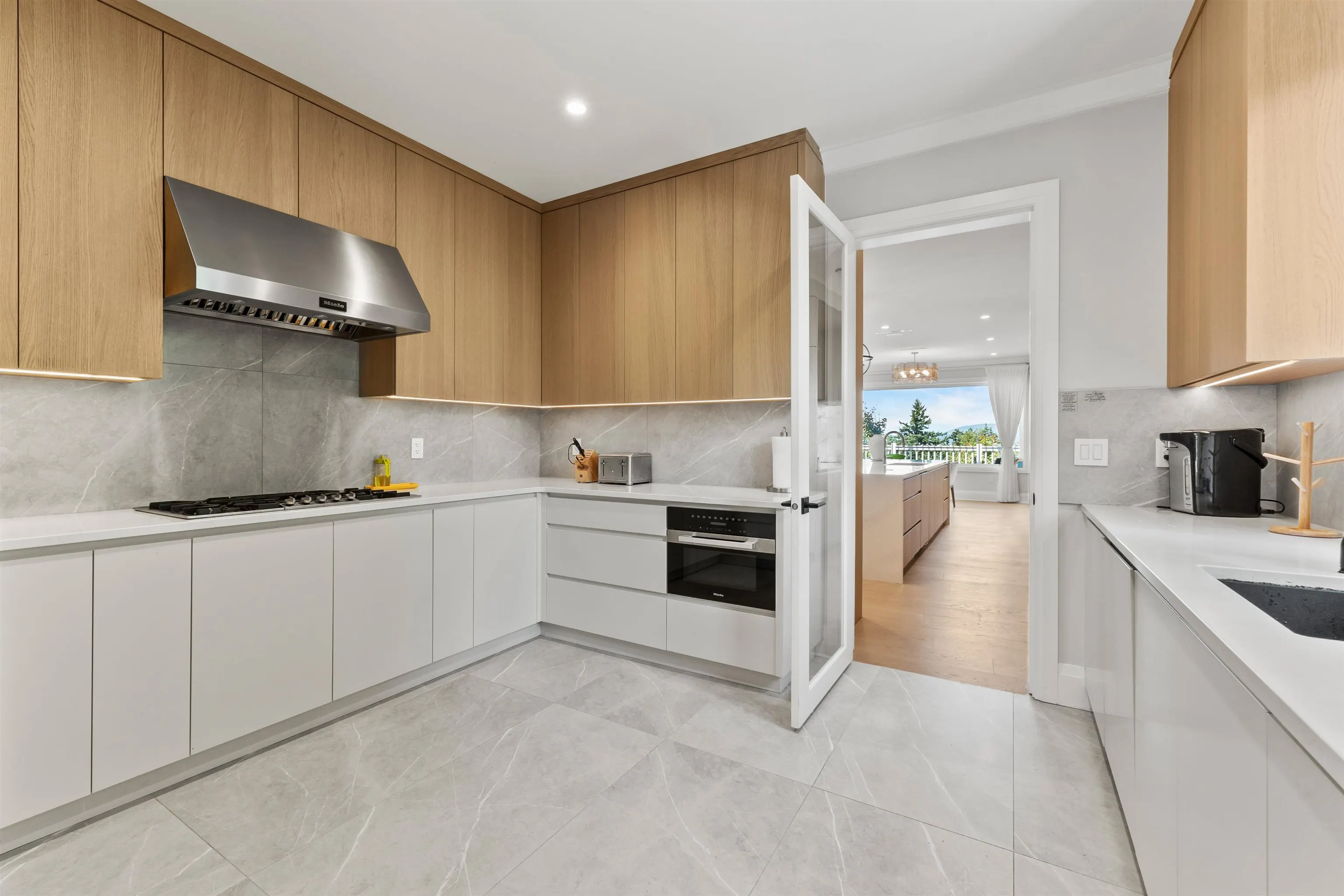5747 Newton Wynd