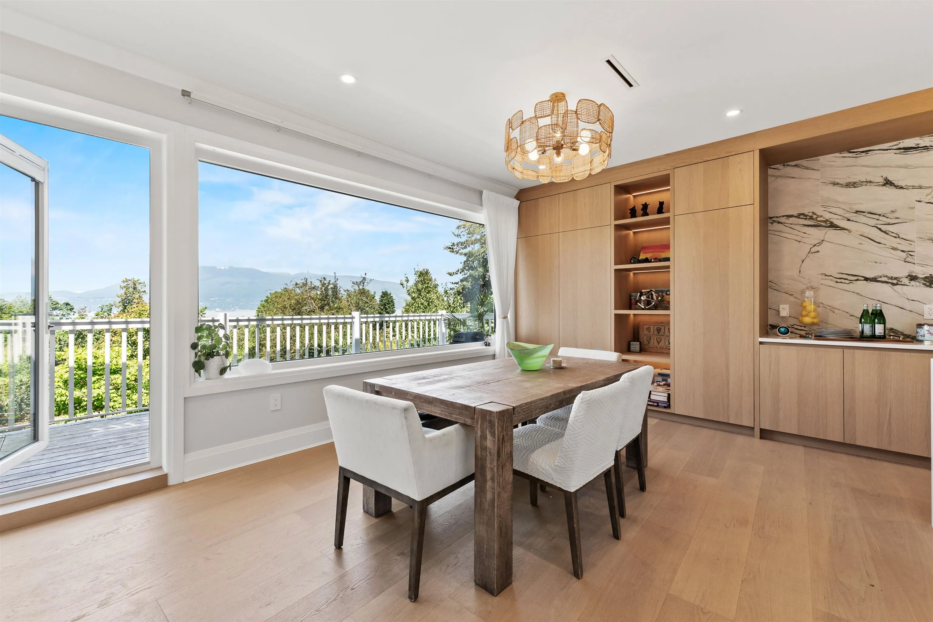 5747 Newton Wynd