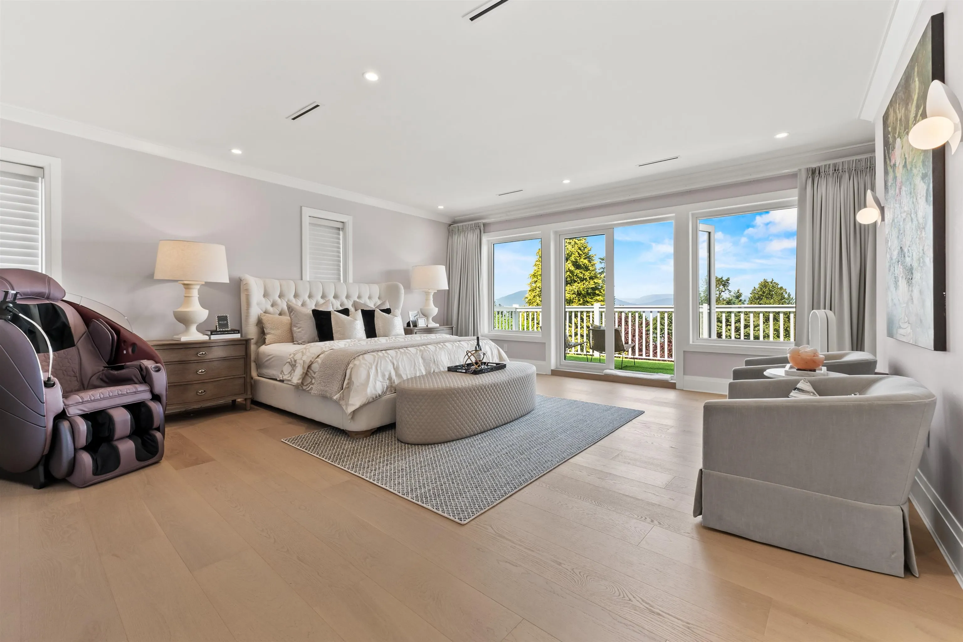 5747 Newton Wynd