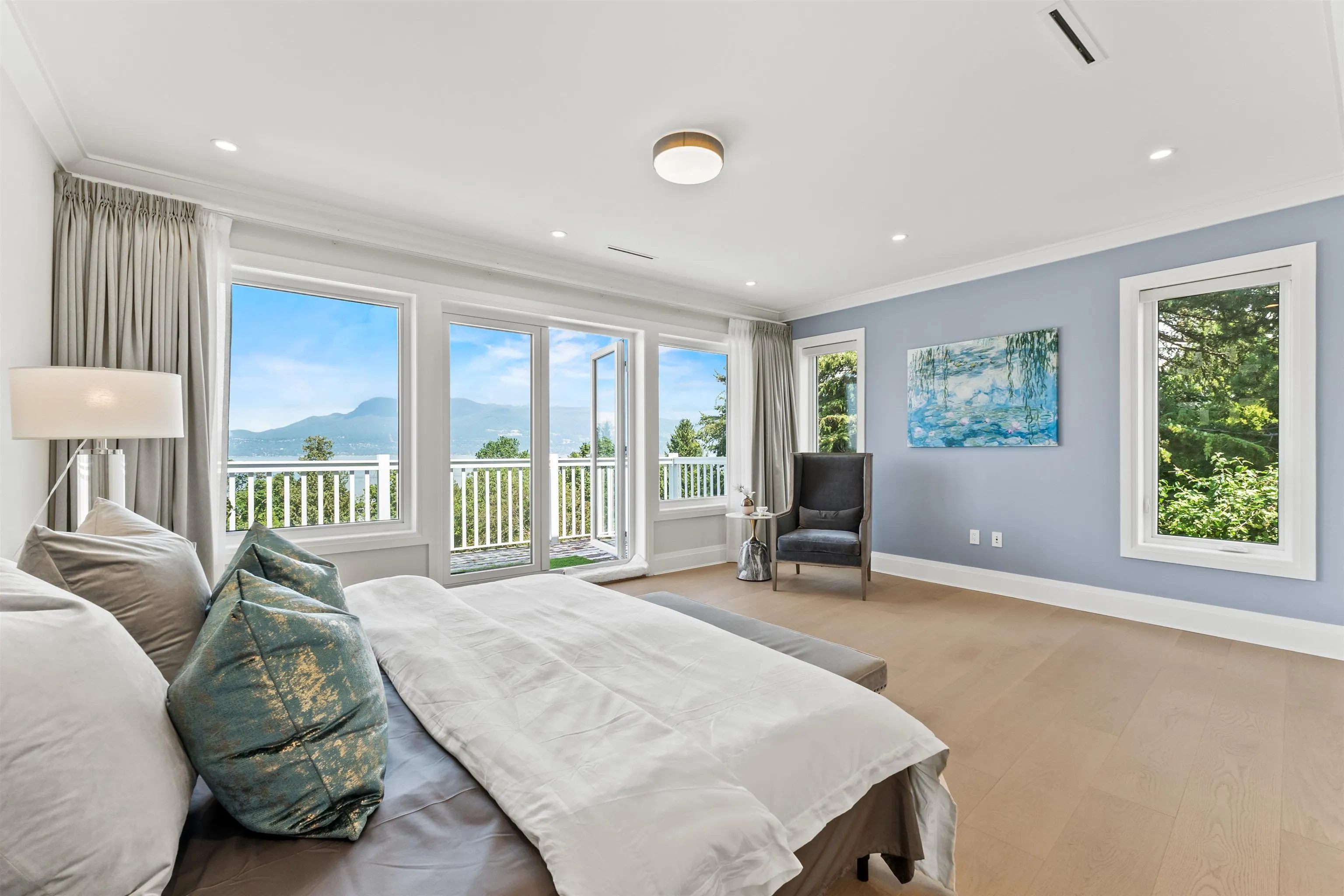 5747 Newton Wynd