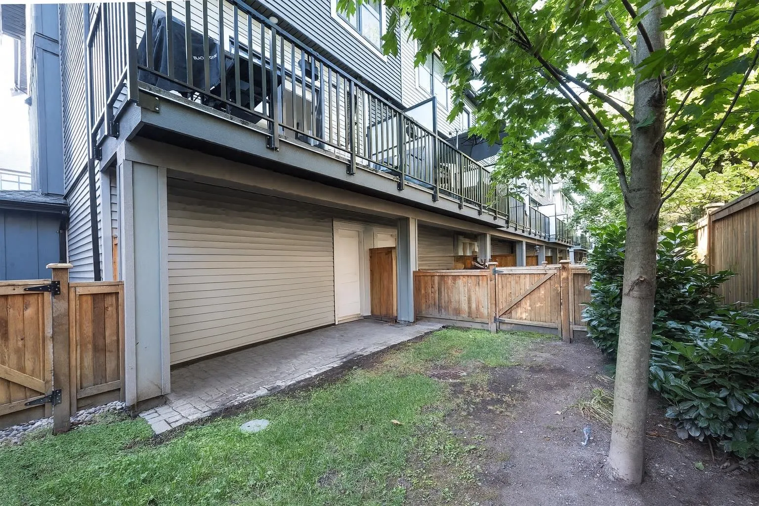 406 2267 Mckenzie Road