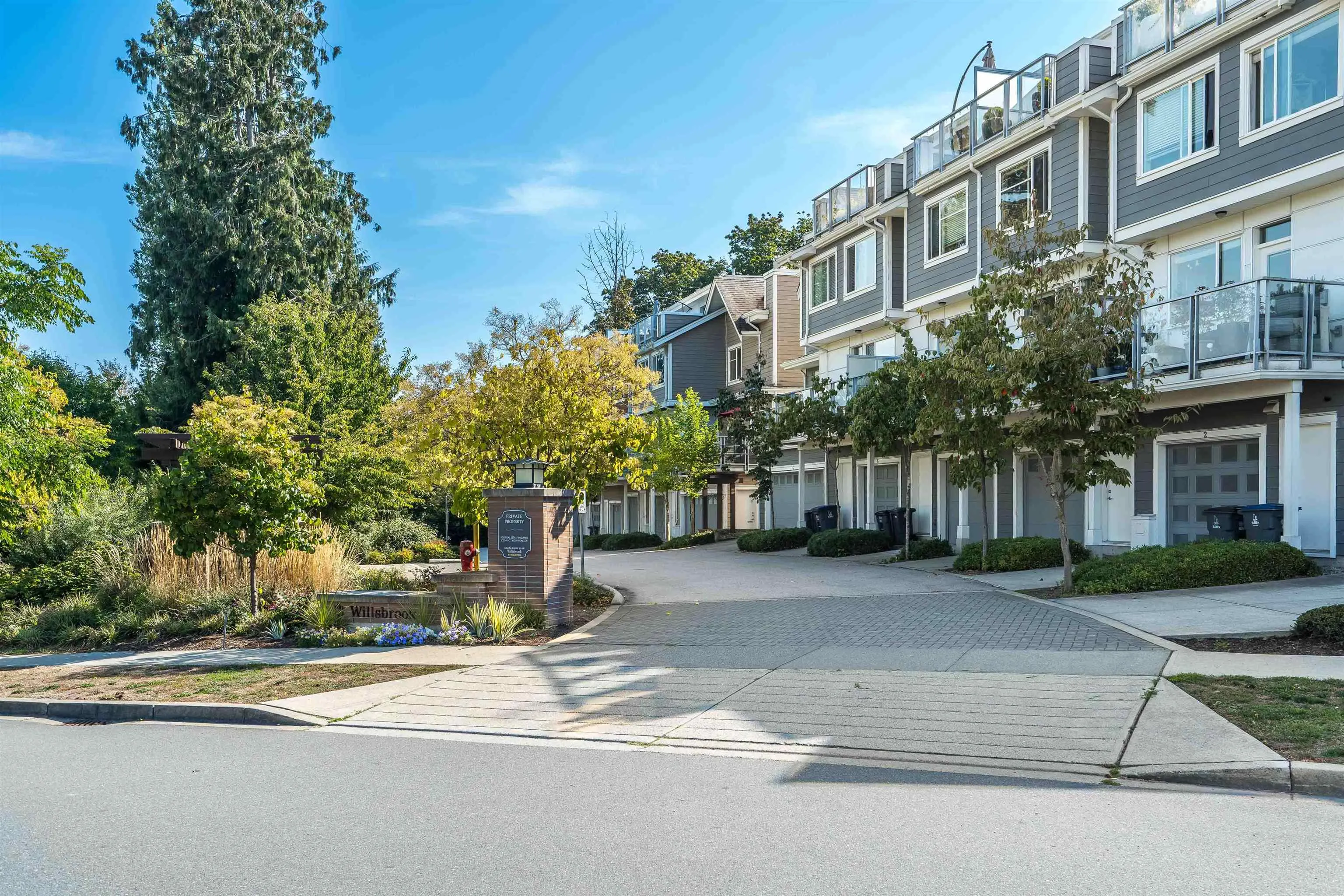 8 15918 Mountain View Drive