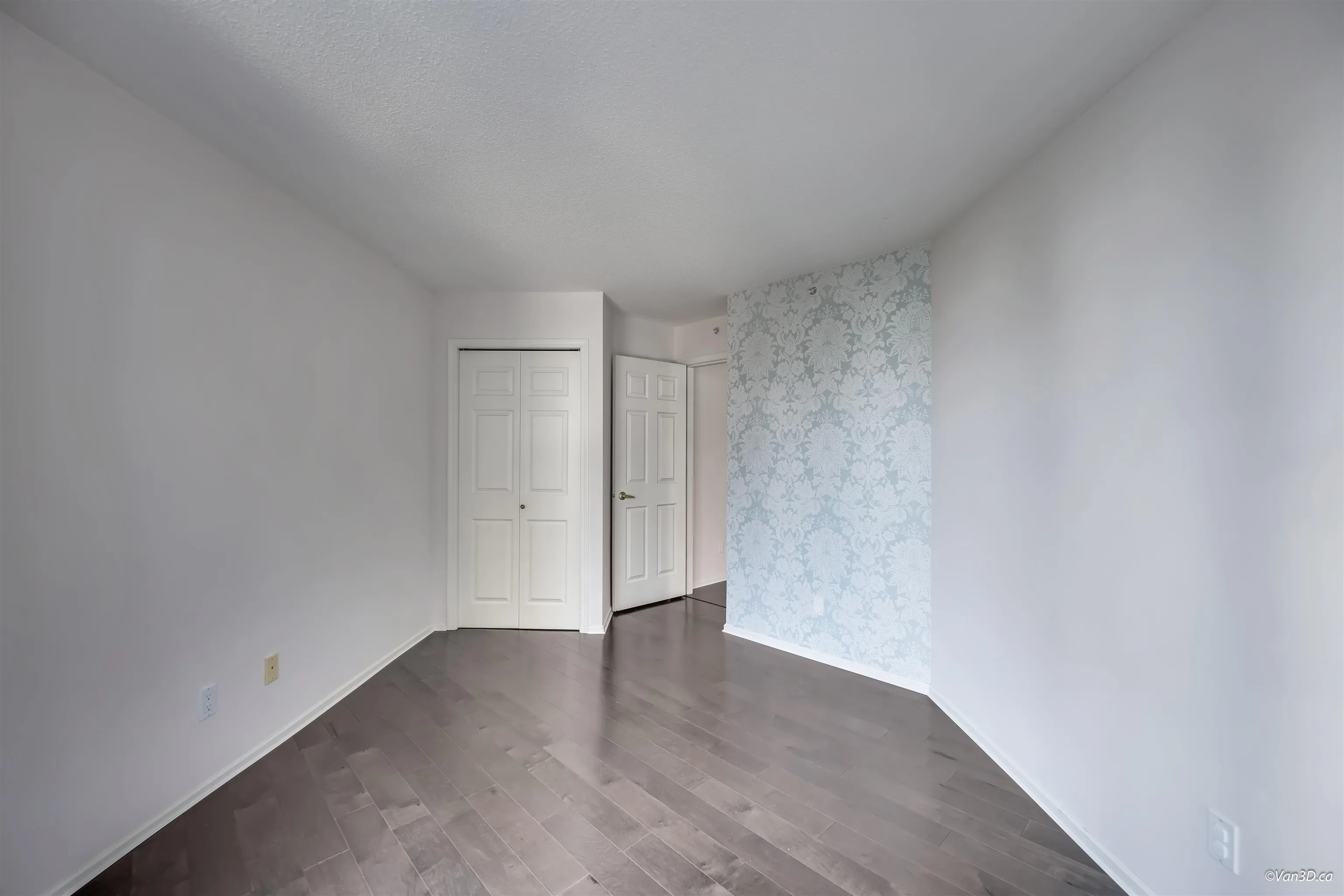 1703 4505 Hazel Street