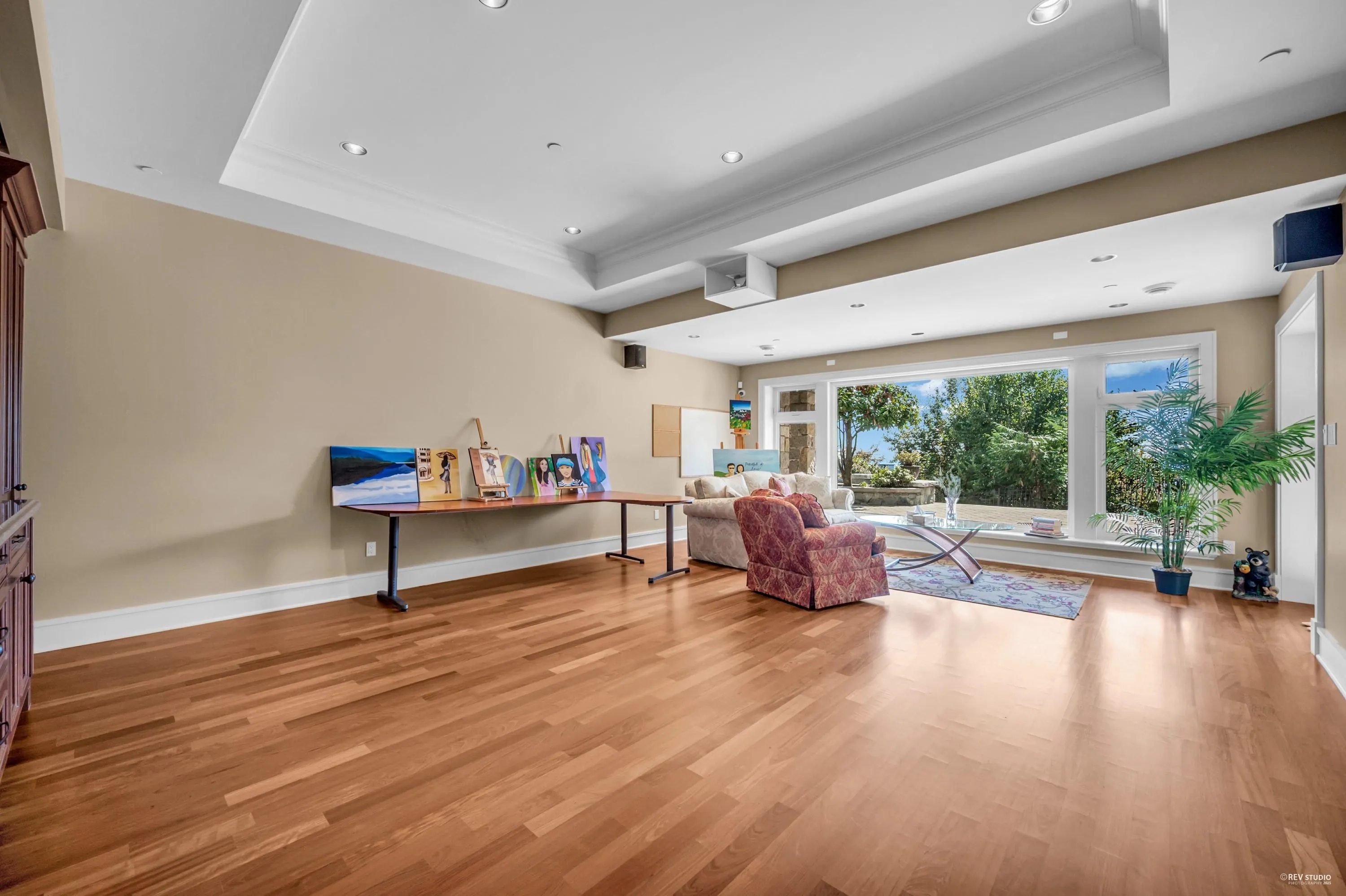 2495 Hudson Court