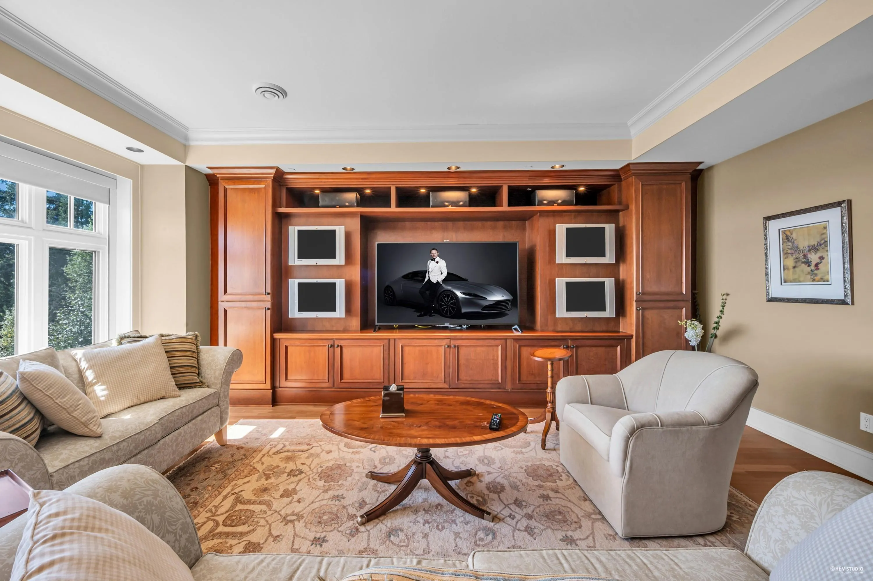 2495 Hudson Court