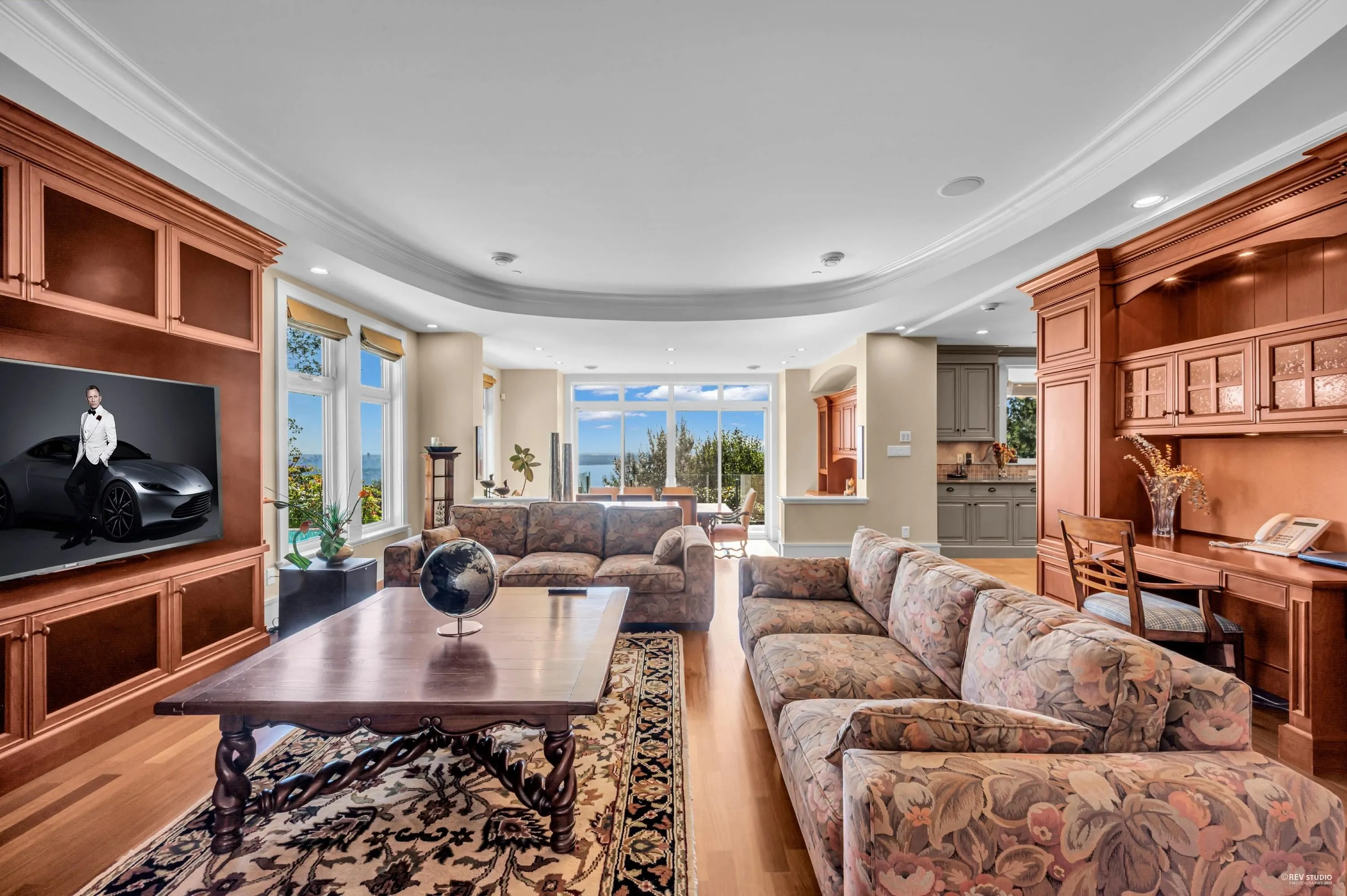 2495 Hudson Court