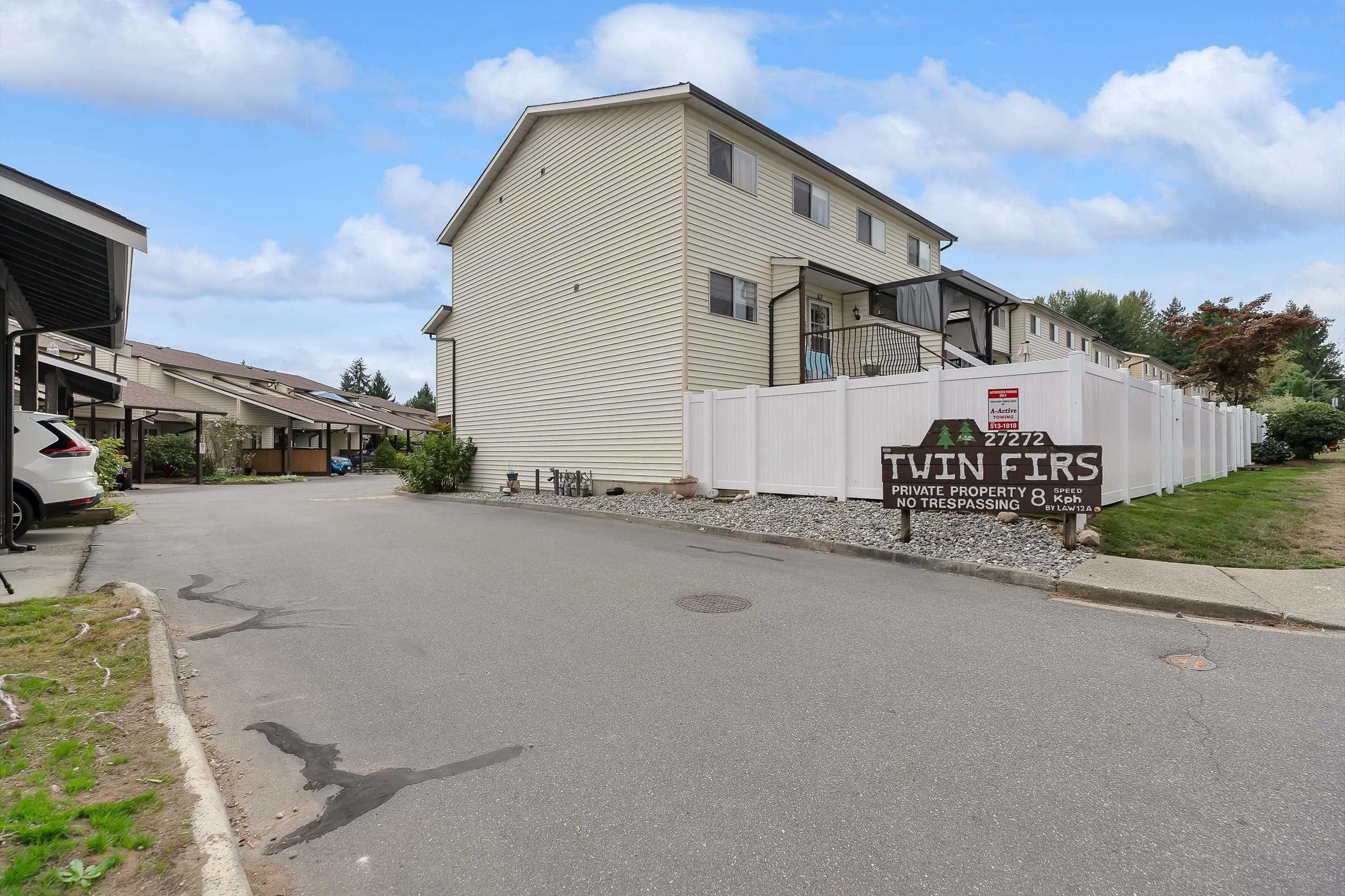 84 27272 32 Avenue