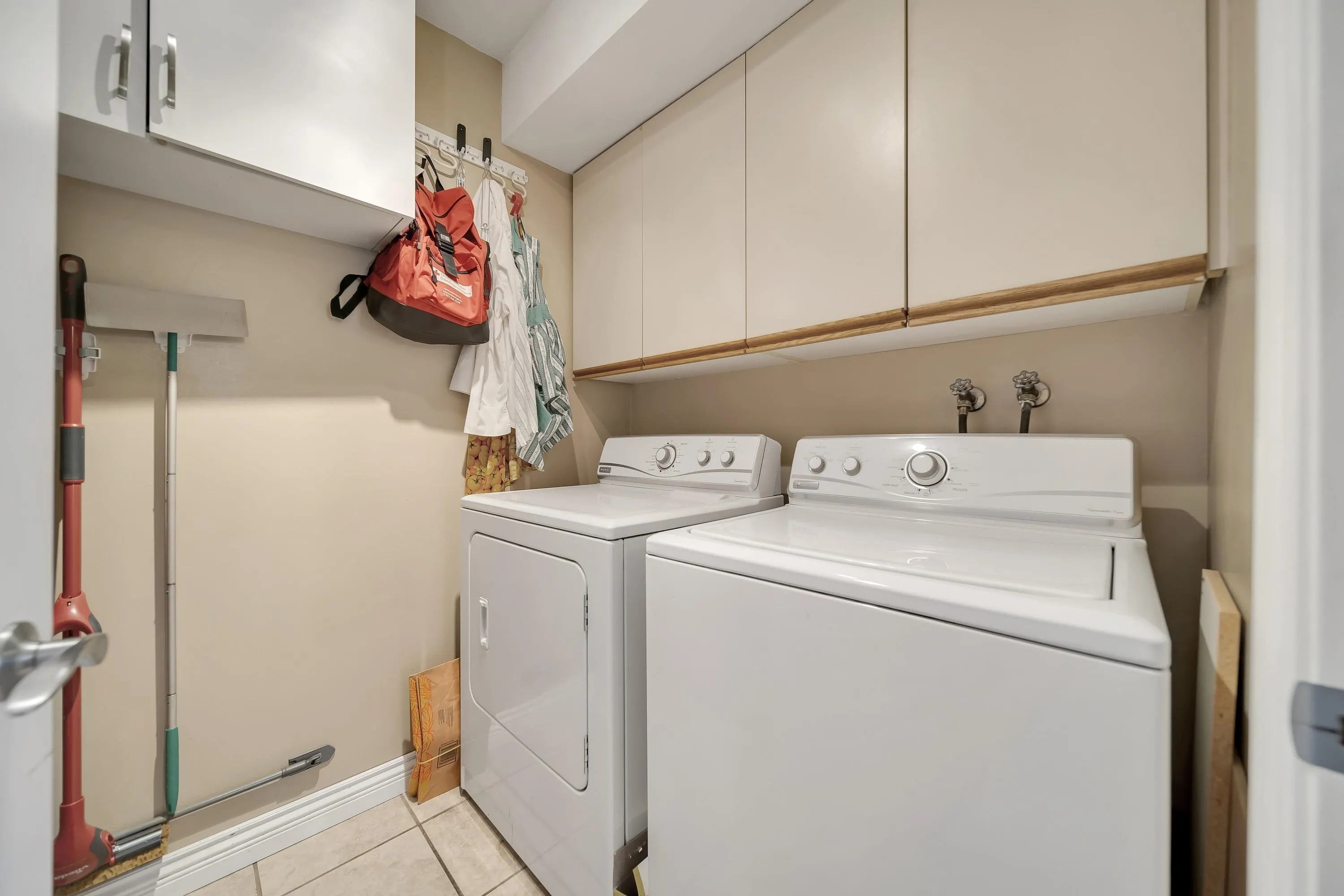 84 27272 32 Avenue