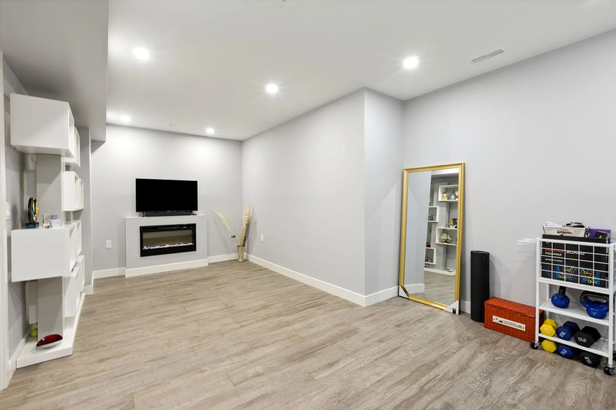 4684 Capilano Road