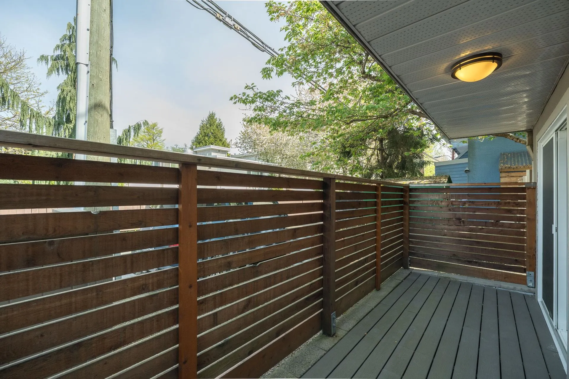 1959 W 2nd Avenue