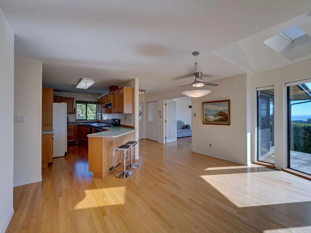 5170 Ridgeview Drive