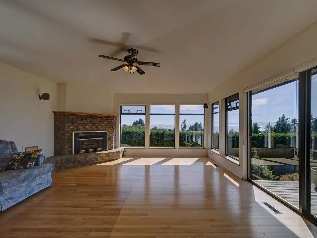 5170 Ridgeview Drive