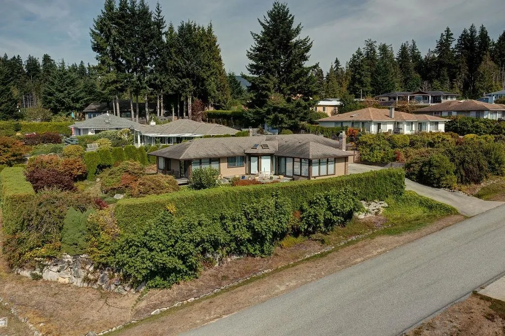 5170 Ridgeview Drive
