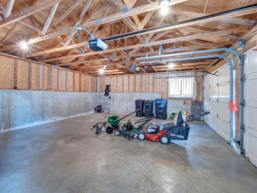 5170 Ridgeview Drive