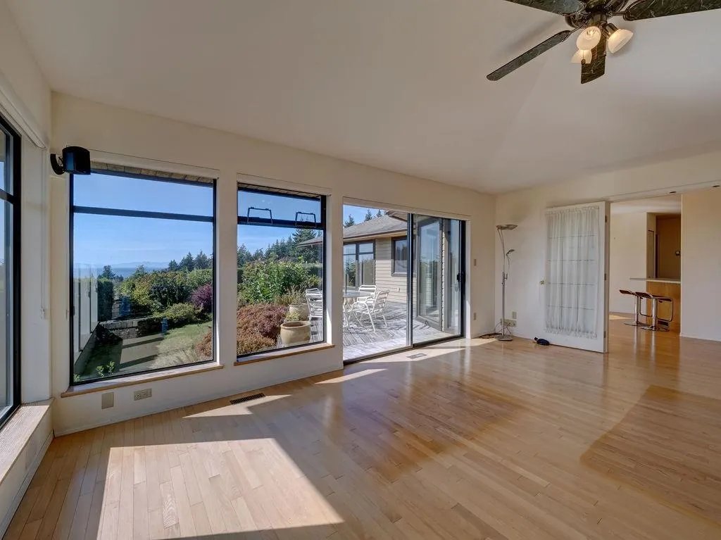 5170 Ridgeview Drive