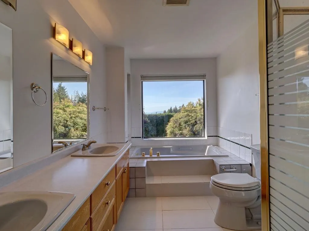 5170 Ridgeview Drive