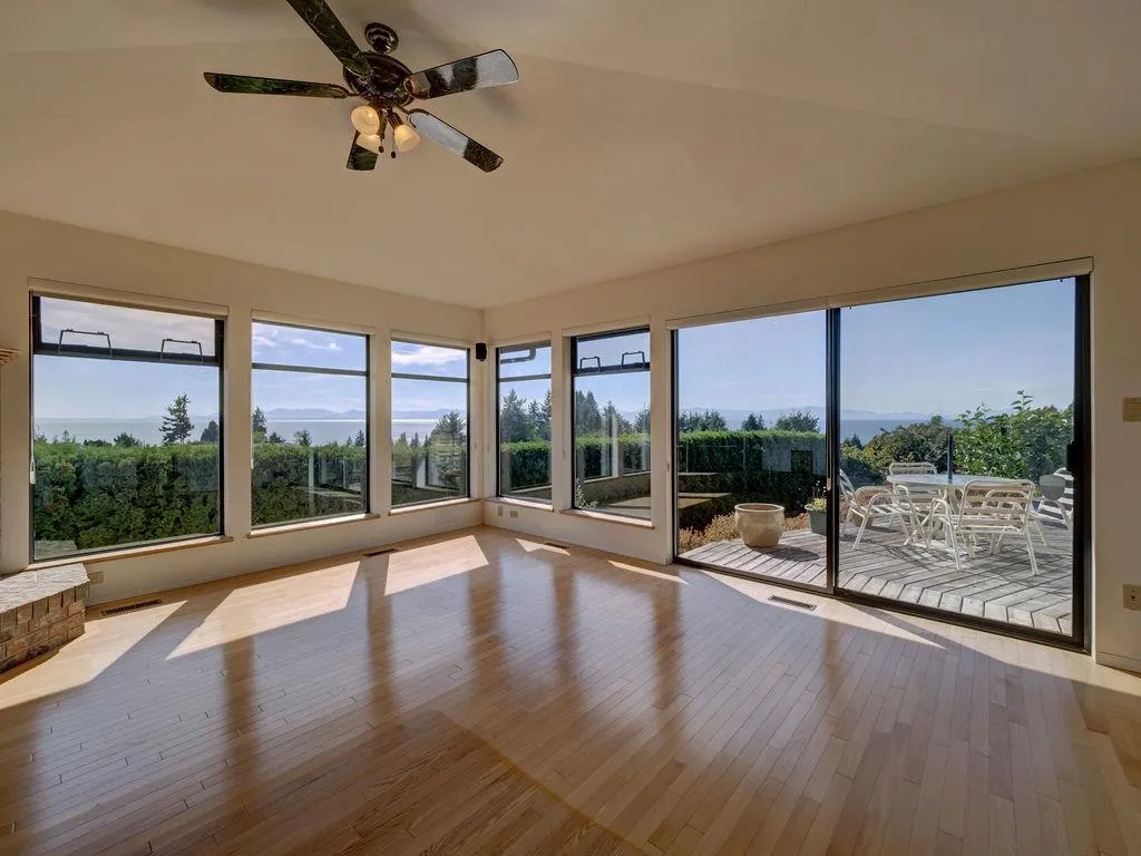 5170 Ridgeview Drive