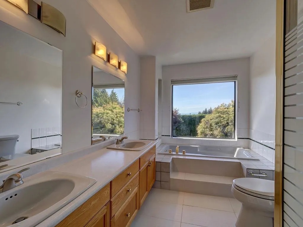 5170 Ridgeview Drive