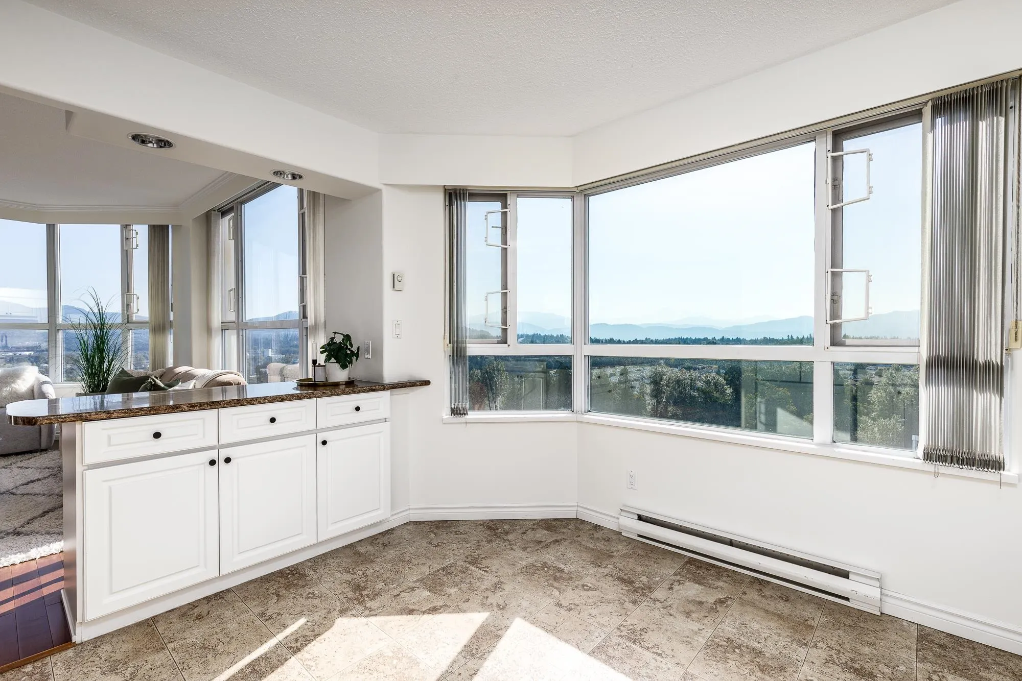 1501 3190 Gladwin Road