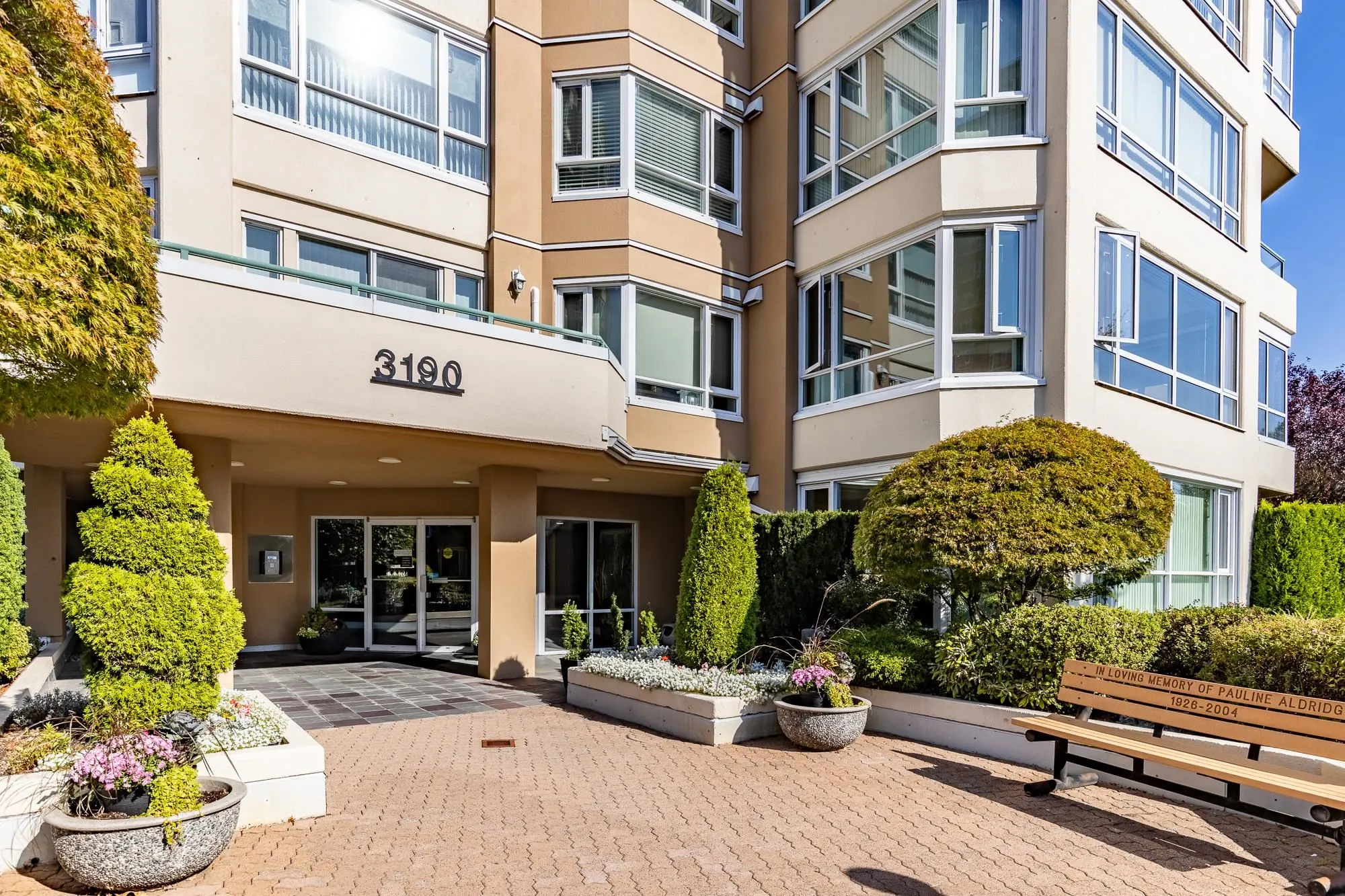 1501 3190 Gladwin Road