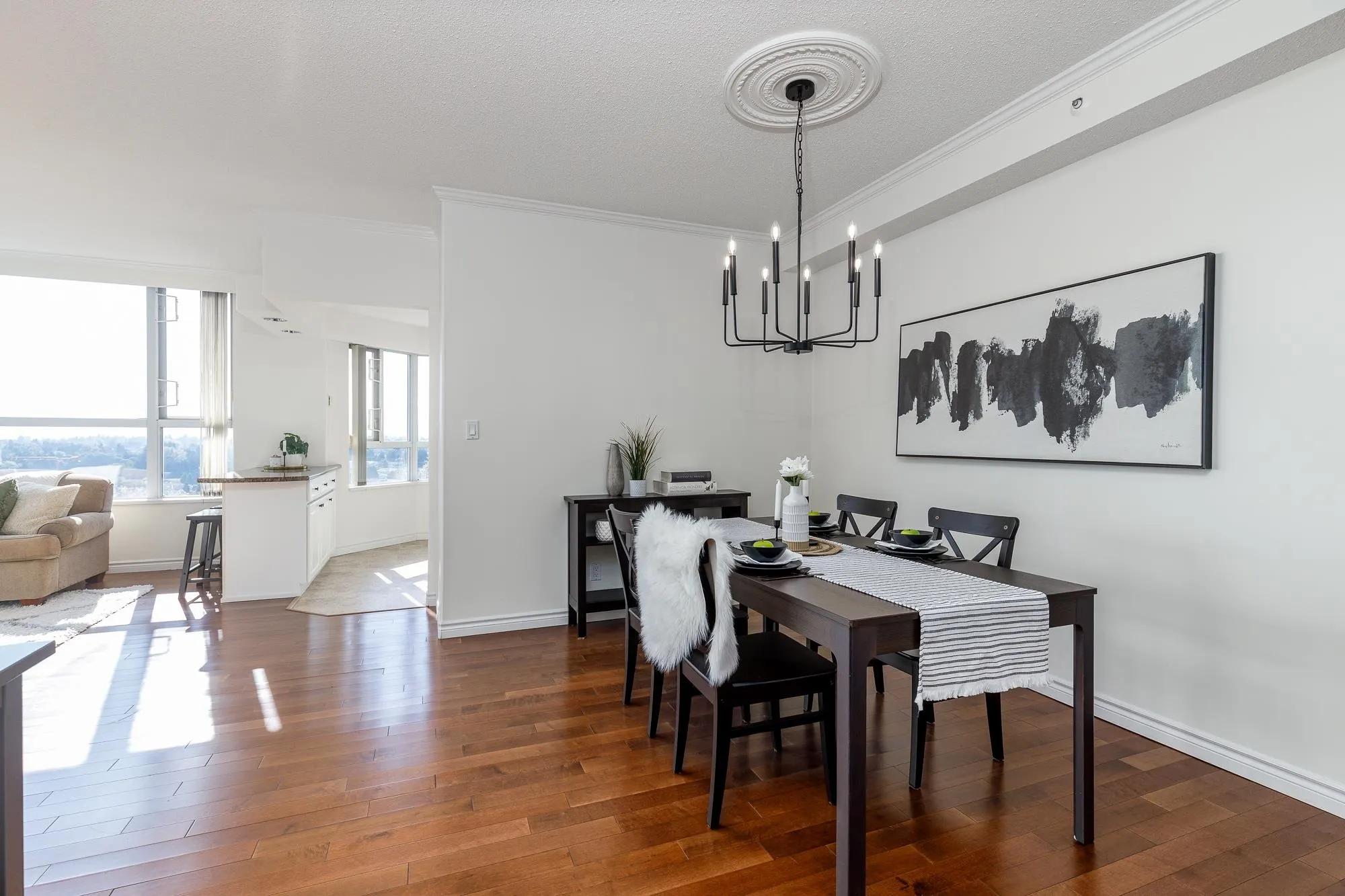 1501 3190 Gladwin Road