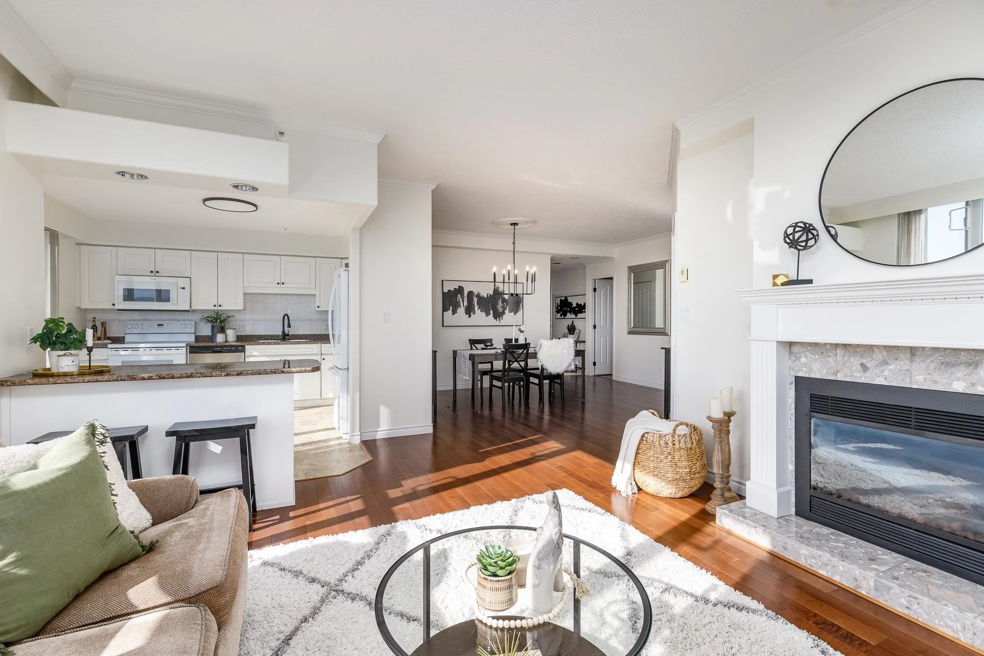 1501 3190 Gladwin Road