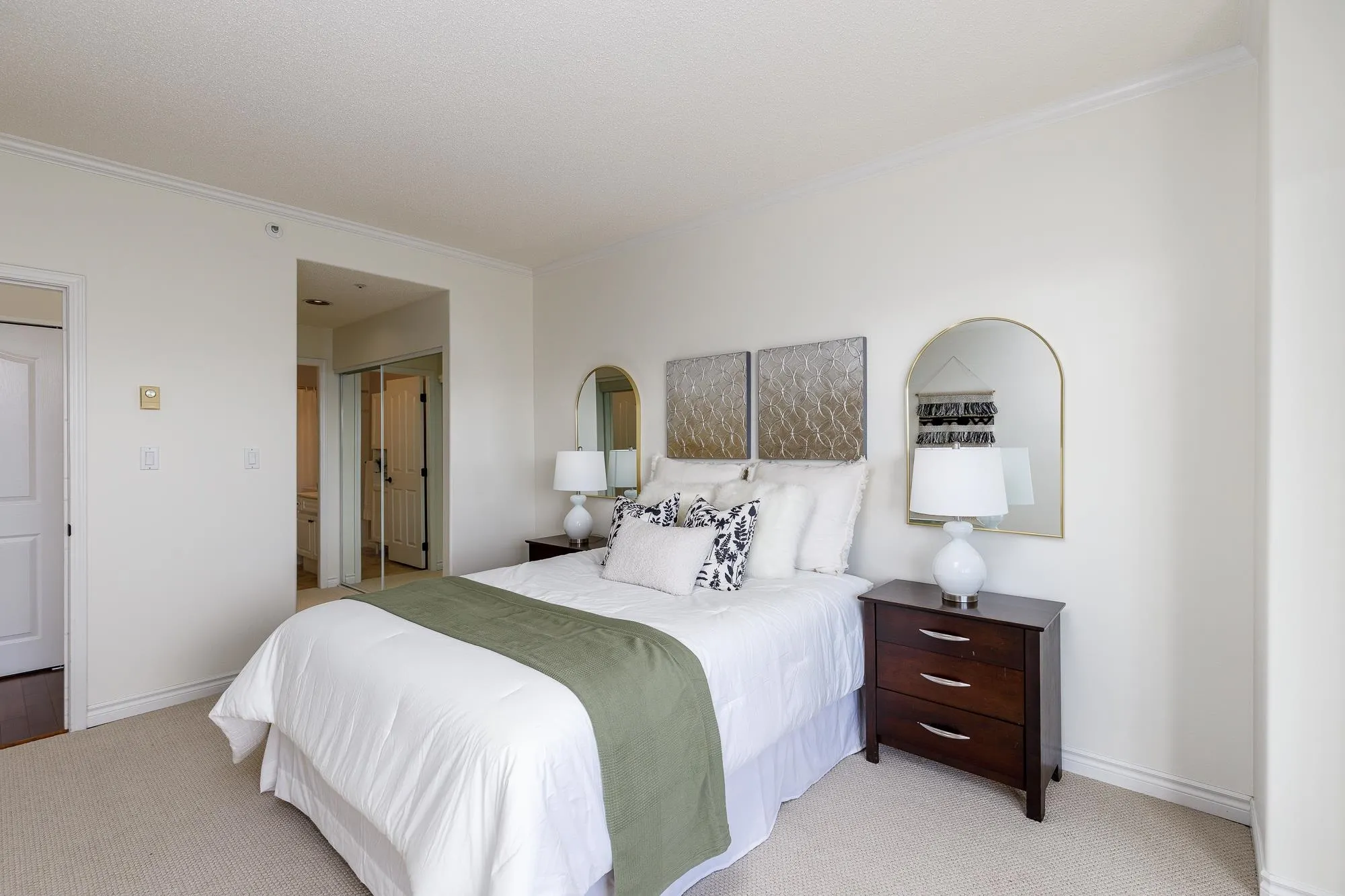 1501 3190 Gladwin Road