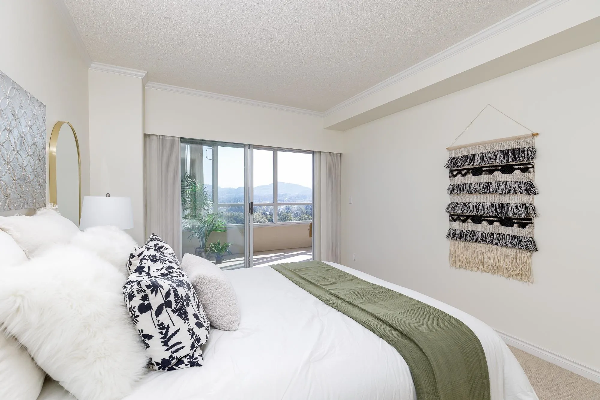 1501 3190 Gladwin Road