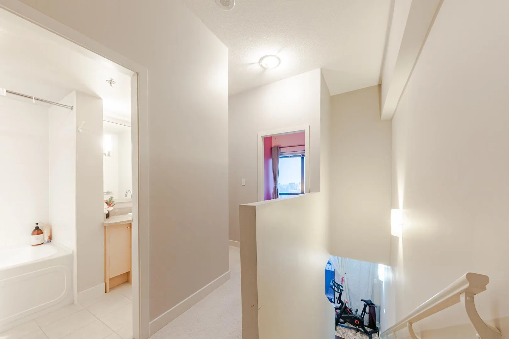 1805 6333 Katsura Street