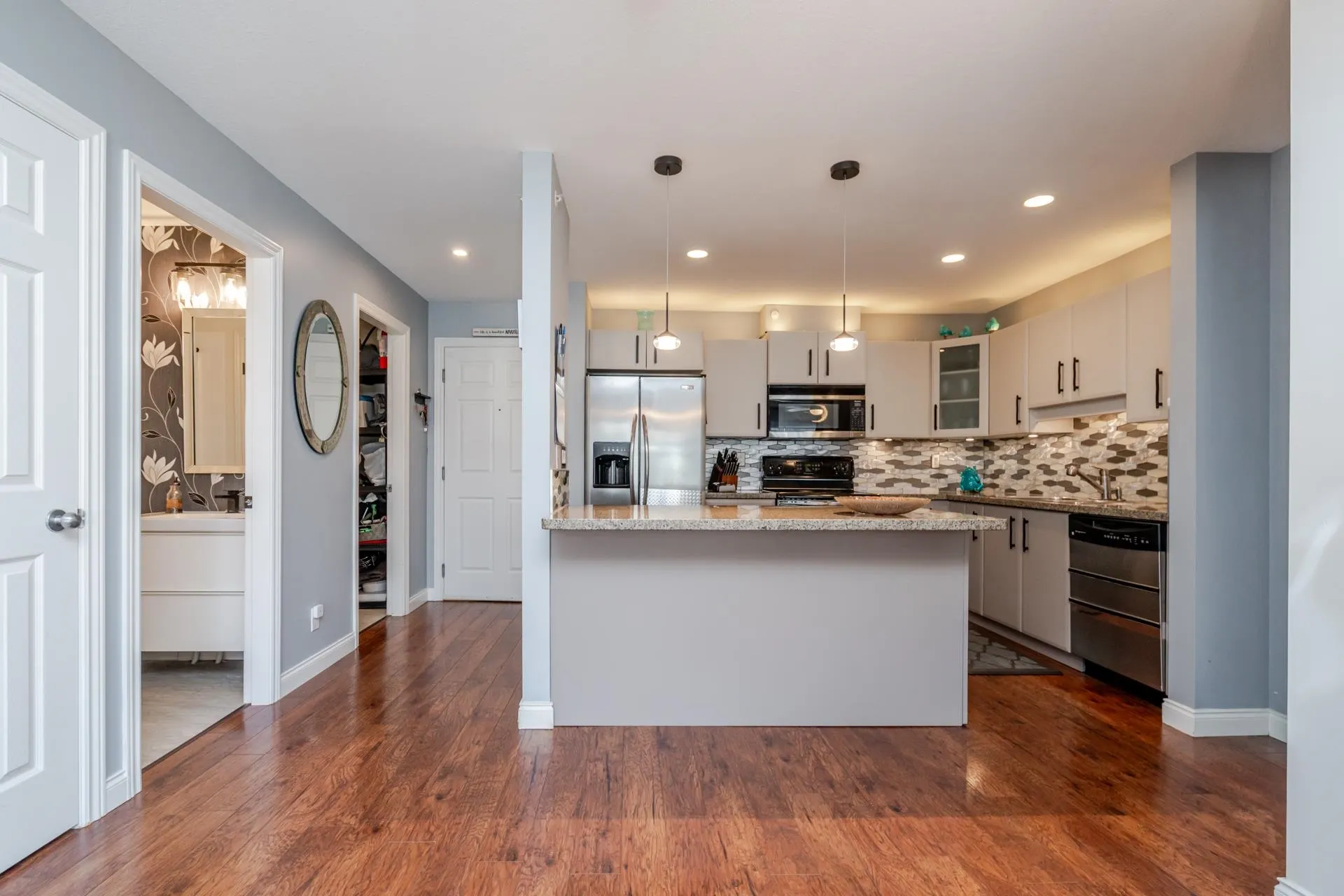 409 5474 198th Street