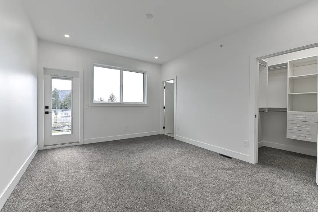 5289 Highview Drive