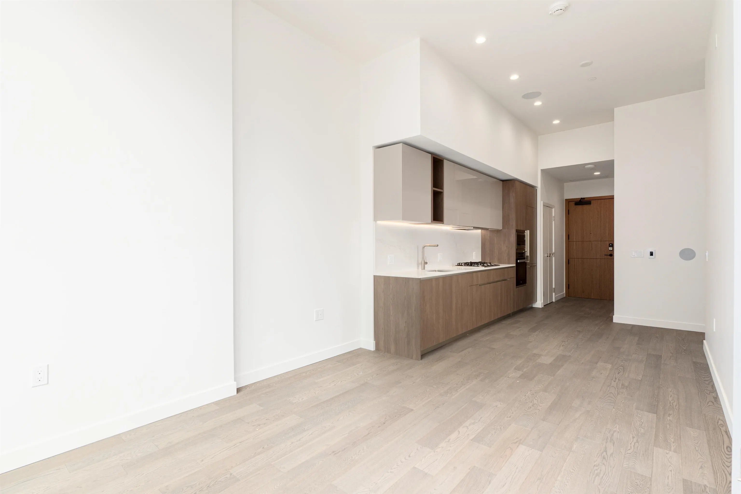 108 6833 Pearson Way