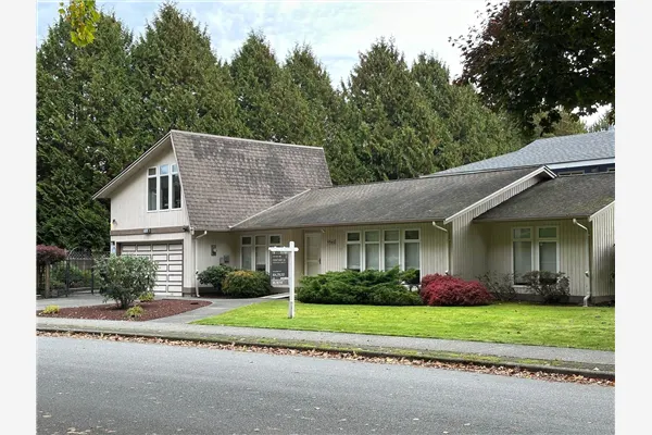 9360 Parksville Drive