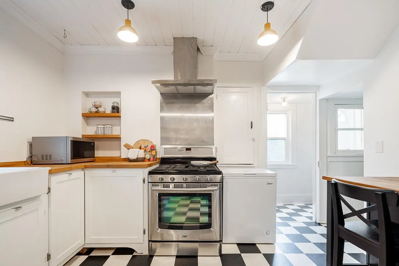 202 Seventh Street