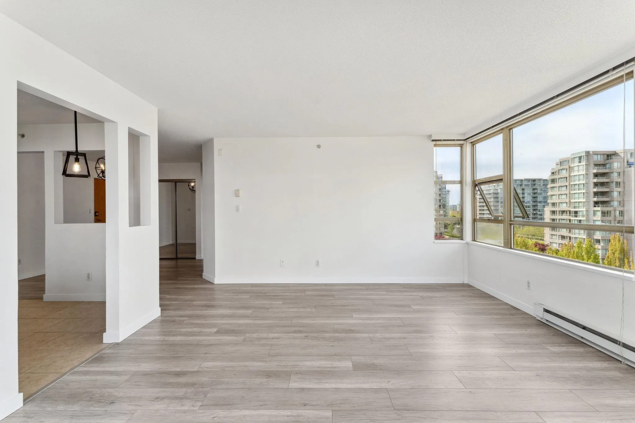 1105 8238 Saba Road