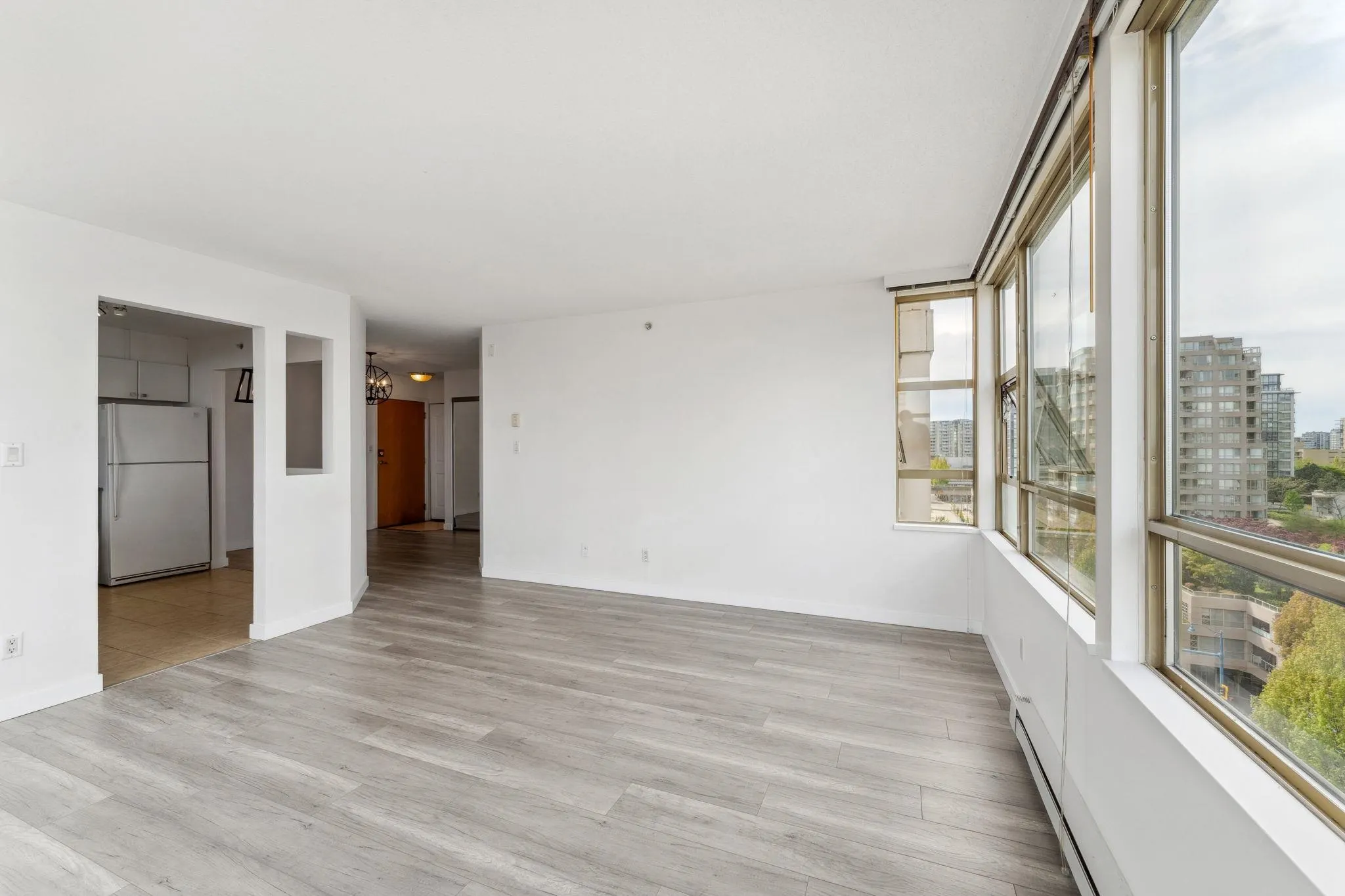 1105 8238 Saba Road