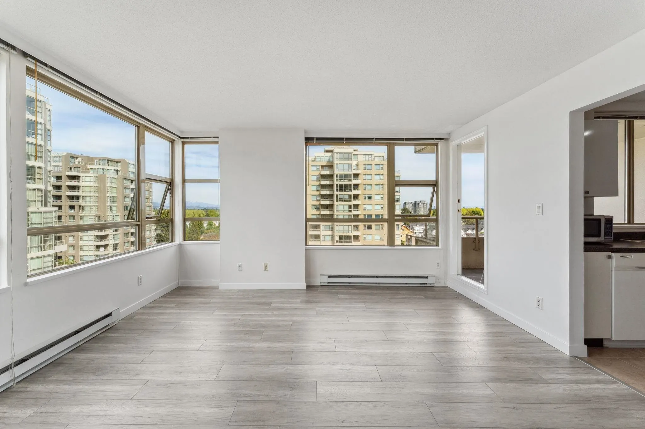 1105 8238 Saba Road